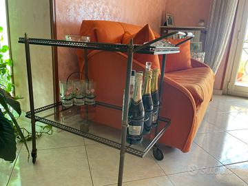 Carrello porta vivande e bottiglie