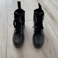 Stivali usati originali Guess da donna