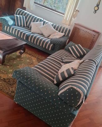 Divani 2+2 posti Mod. Cassina  € 3000  Siracusa