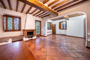 VILLA SINGOLA A MONTECCHIO EMILIA