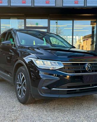 VOLKSWAGEN Tiguan 1.5Tsi 130cv LIFE *SENSORI - C