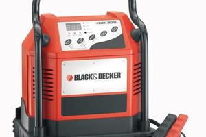 Caricabatterie Auto/Moto Black & Decker