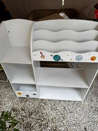 Libreria in legno per bambini
