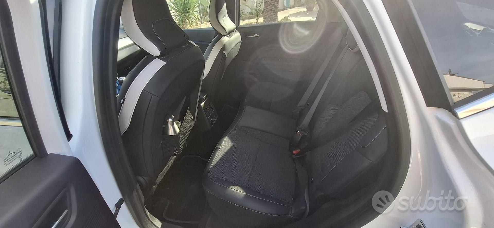 Renault Captur 2022 photo 2