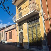 CASA INDIPENDENTE A ZAFFERANA ETNEA