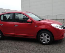 Dacia Sandero 1.4 8V Lauréate GPL