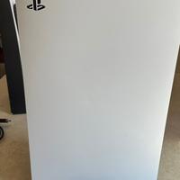 Sony PlayStation 5 Digital Edition con scatola