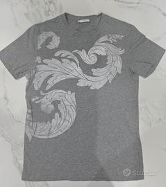 T-shirt Versace grigia - stampa barocca, originale