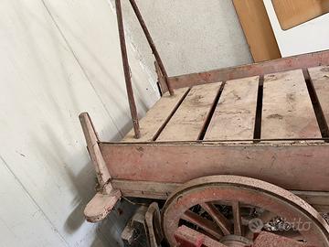 Carro buoi antico, e slitta antica