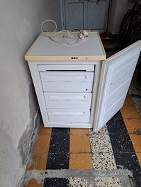 congelatore tre cassetti 