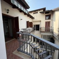 3 LOCALI A MARANO DI NAPOLI