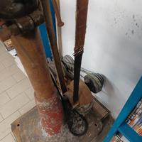 trapano a colonna antico