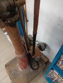 trapano a colonna antico