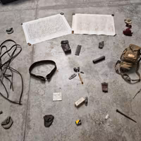 WW1 WW2 - Gruppo cimeli militari marchi (B47)(BB)