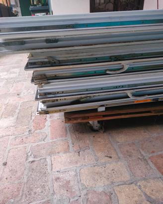 finestre pvc bianco effetto finto legno