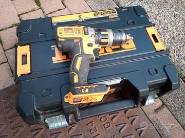 Trapano con valigetta DeWalt DCD795