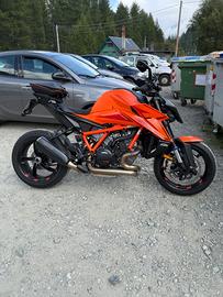 KTM  1390 SUPER DUKE R EVO