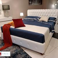 Letto Chesterfield in pelle Bianca