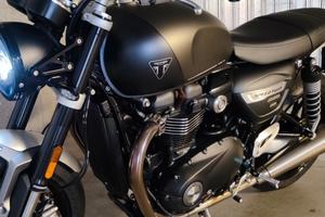 TRIUMPH SPEED TWIN 1200