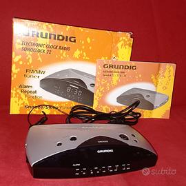 RADIOSVEGLIA GRUNDIG SONOCLOCK 22 VINTAGE NUOVA