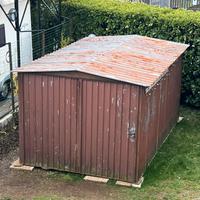 Pee auto box