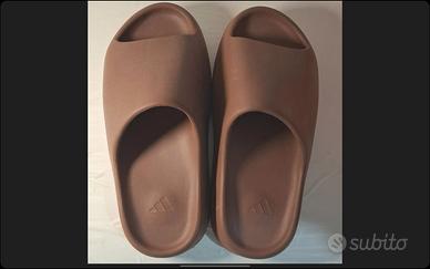 Adidas Yeezy Slide