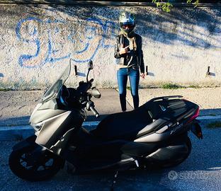 Yamaha X-Max 300 Iron Max