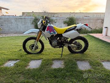 Suzuki Dr350