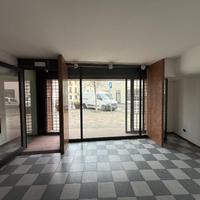 NEGOZIO A THIENE