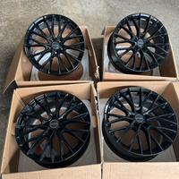 Cerchi Mak Glossy Black 8.5x19 ET 45 5 fori