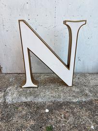 Lettera N da insegna