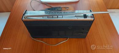 radio portabile Grundig storico