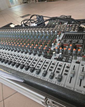 Mixer Behringer Eurodesk SX3242FX
