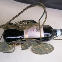 Portabottiglia vino a forma di carozza in metallo