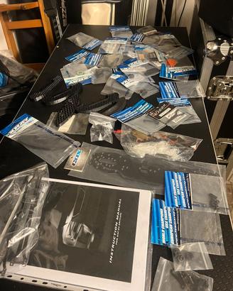 Xray X4F 2024/25 Completa+Ricambi