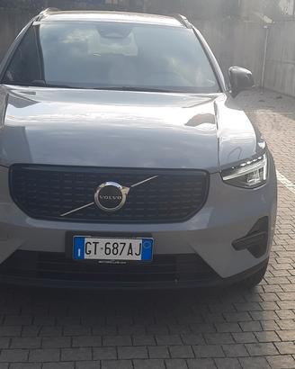volvo xc40 b3 plus dark aut