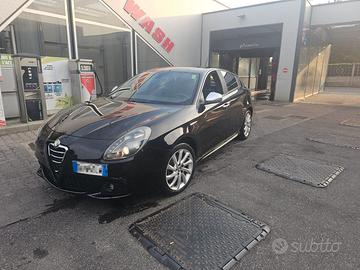 ALFA GIULIETTA 1.6NEOPATENTATI 1PROPRIETARIO PELLE