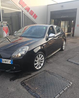 ALFA GIULIETTA 1.6NEOPATENTATI 1PROPRIETARIO PELLE