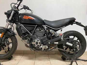 Ducati Scrambler Sixty2 400