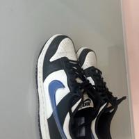 NIKE DUNK