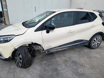Renault Captur per ricambi 