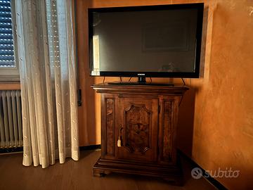 Mobile per televisore