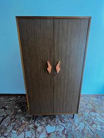 Armadio vintage in legno con specchio - ottime con