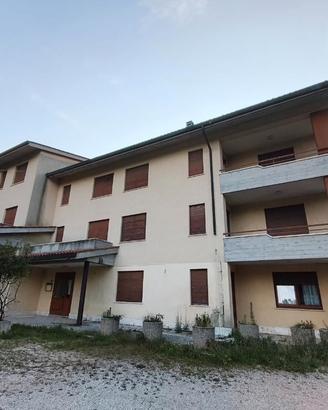 Ex complesso alberghiero con 17.000 mq. terreno