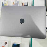 MacBook pro 13 2022 8GB RAM 256GB SSD M2