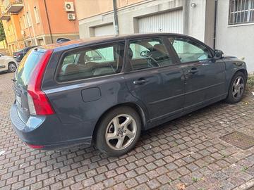 Volvo V50 D2 POLAR