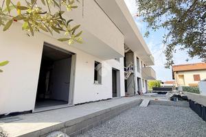 5 LOCALI A CARATE BRIANZA
