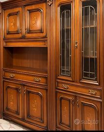 Soggiorno in legno classico