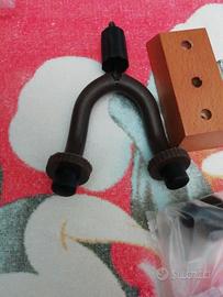 Supporti per chitarra da muro