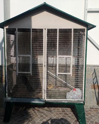 voliera per uccelli 
